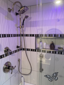Primary Bathroom Photo of 9328 Larkspur Avenue, Mission, BC