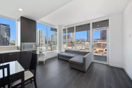 707 2425 Alpha Avenue, Burnaby, BC, Burnaby — Apartment/Condo for sale