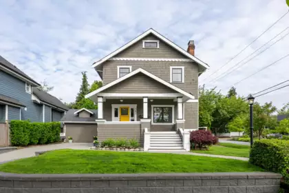 301 Fourth Avenue, New Westminster, BC, New Westminster — Single Family Residence for sale