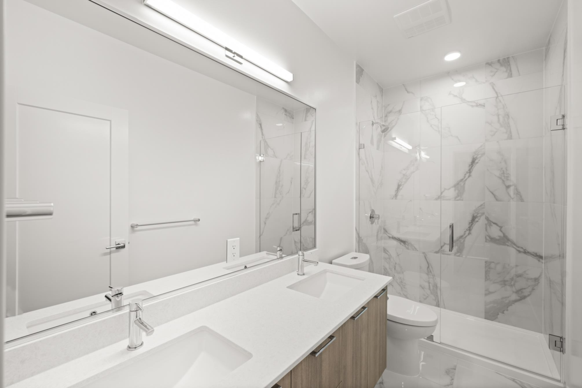 Powder Room Photo of 3302 8551 201 Street, Langley, BC