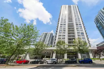 501 2979 Glen Drive, Coquitlam, BC, Coquitlam — Apartment/Condo for sale