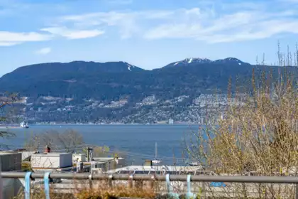 PH5 2410 Cornwall Avenue, Vancouver, BC, Vancouver — Apartment/Condo for sale