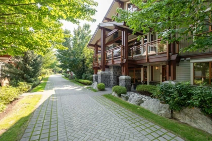 41 7124 Nancy Greene Drive, Whistler, BC, Whistler — Townhouse for sale