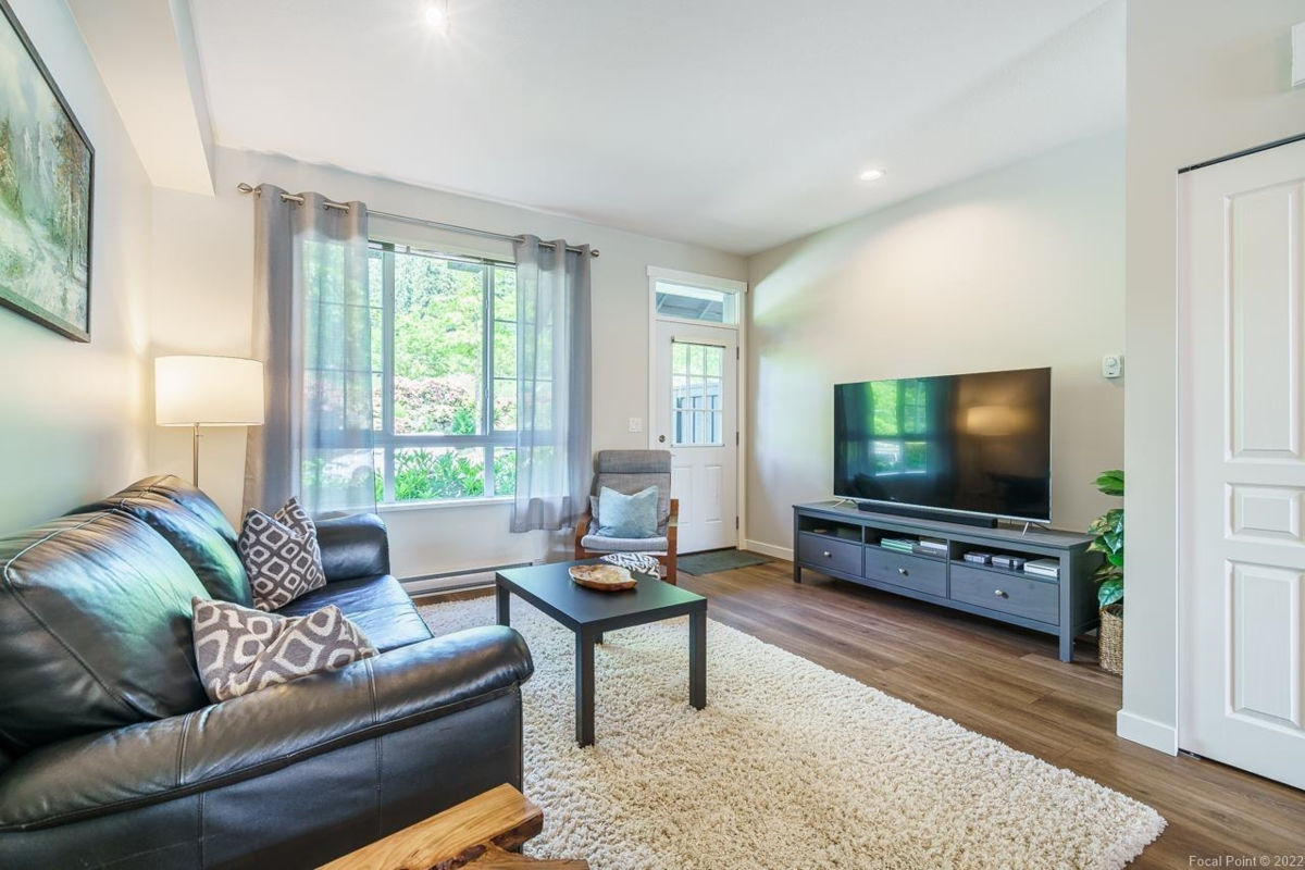 Kitchen Photo of 9 1338 Hames Crescent, Coquitlam, BC