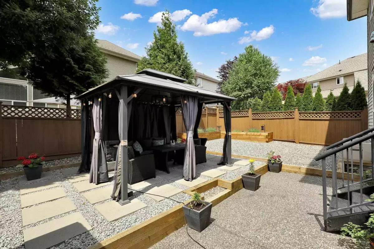 Front Yard Photo of 6847 196b Street, Langley, BC