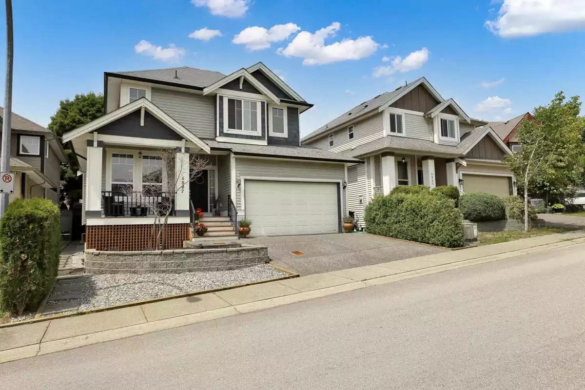 Outdoor Kitchen Photo of 6847 196b Street, Langley, BC