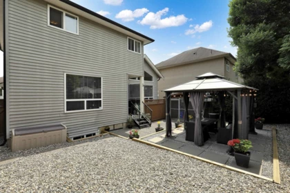 Swimming Pool Photo of 6847 196b Street, Langley, BC