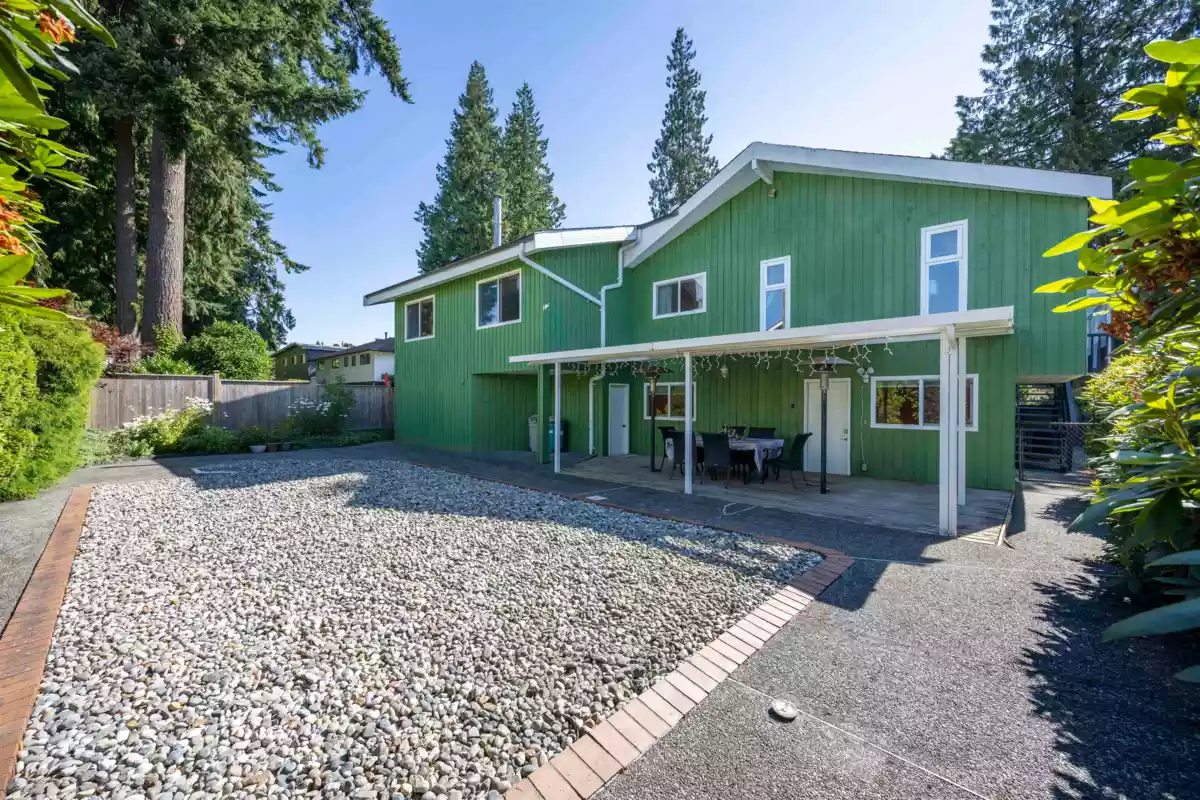 Front Yard Photo of 528 Ascot Street, Coquitlam, BC