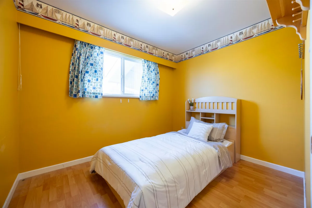 Garage Interior Photo of 528 Ascot Street, Coquitlam, BC