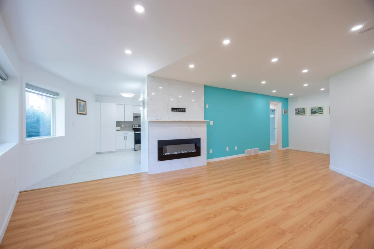 Pantry Photo of 528 Ascot Street, Coquitlam, BC