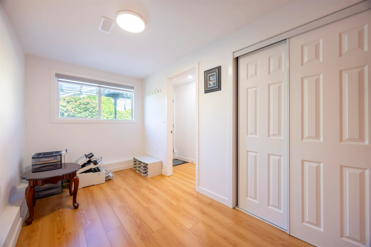 Primary Bathroom Photo of 528 Ascot Street, Coquitlam, BC