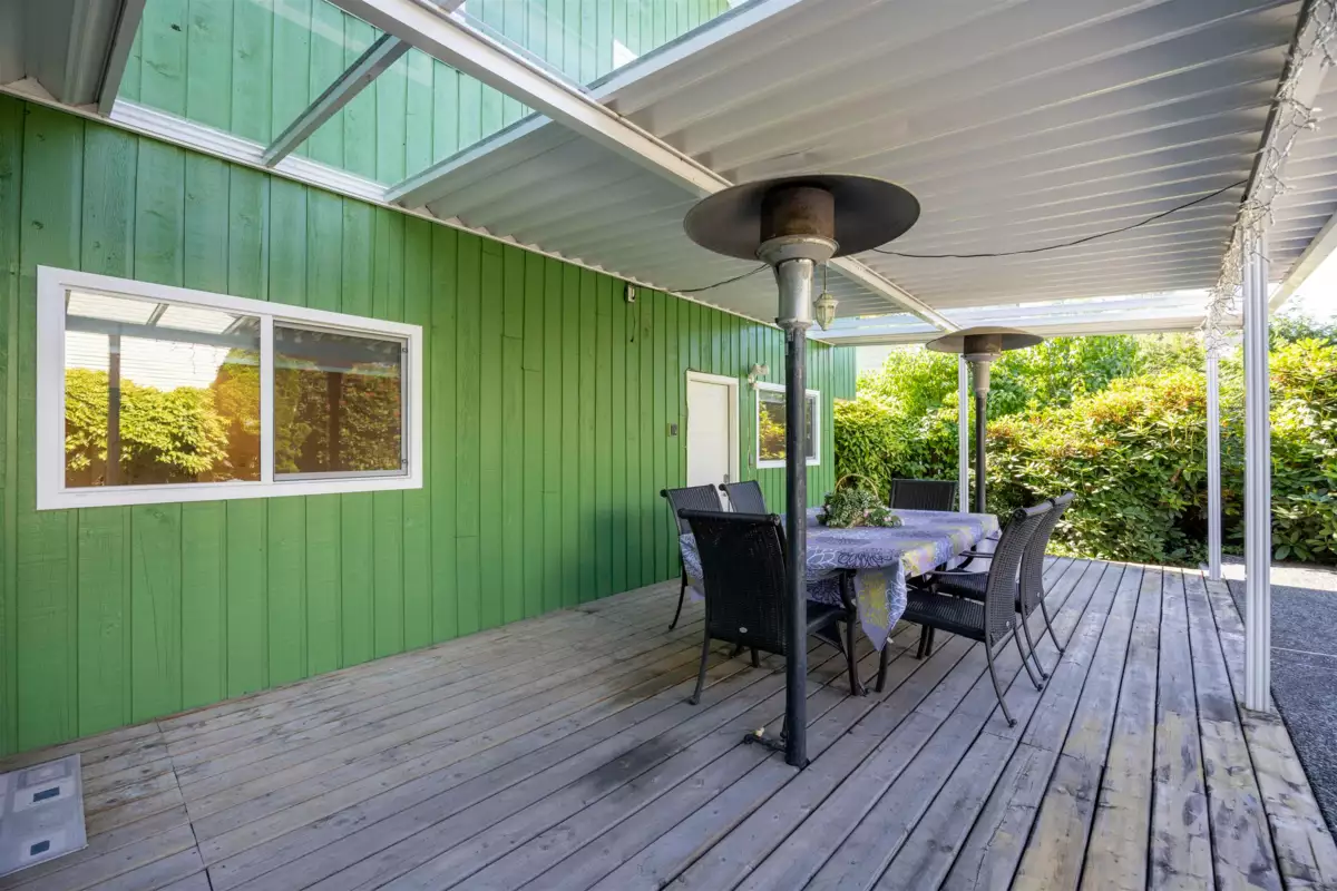 Swimming Pool Photo of 528 Ascot Street, Coquitlam, BC