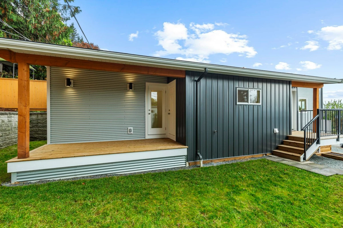 Backyard Photo of 10 34519 Lougheed Highway, Mission, BC