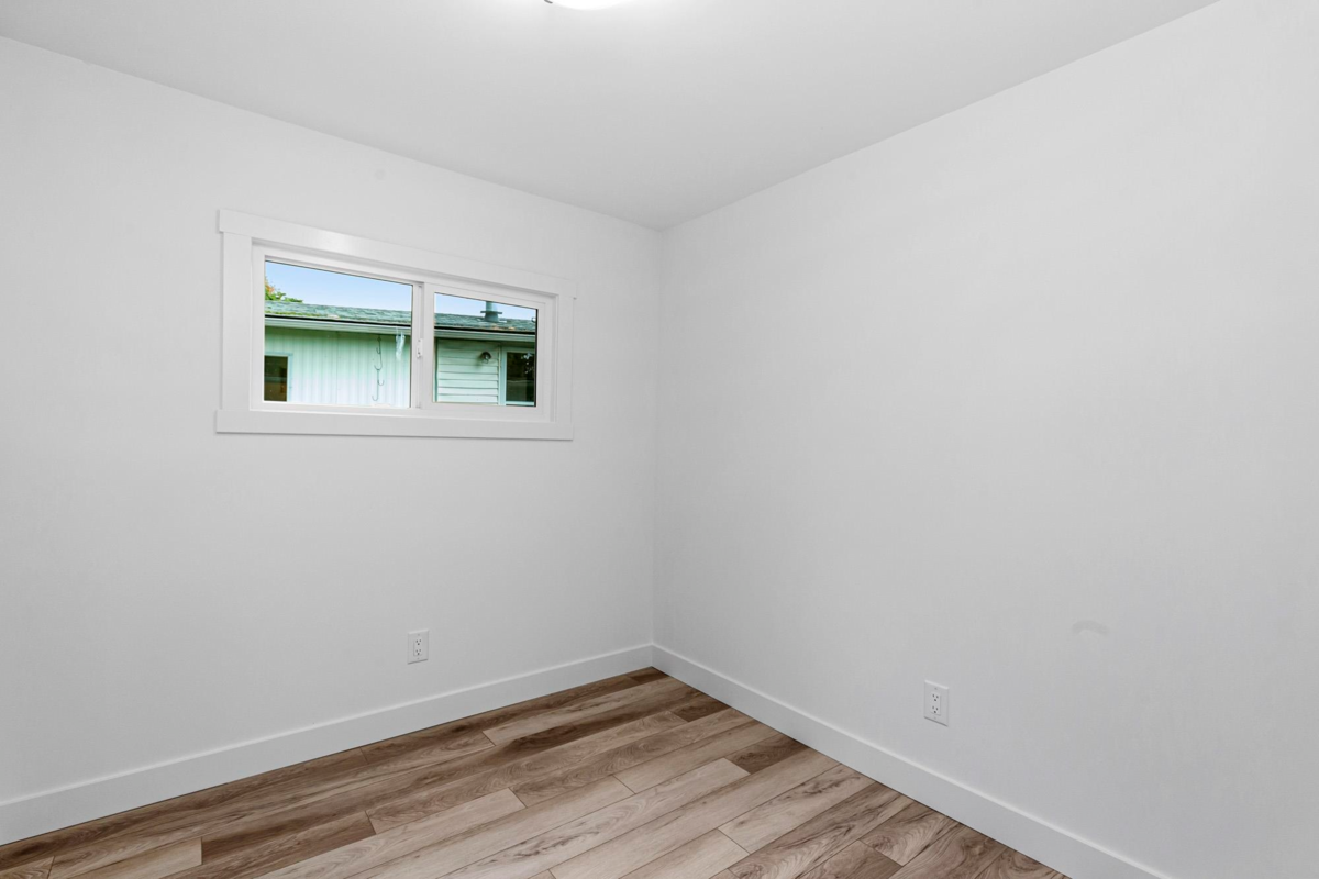 Mudroom Photo of 10 34519 Lougheed Highway, Mission, BC