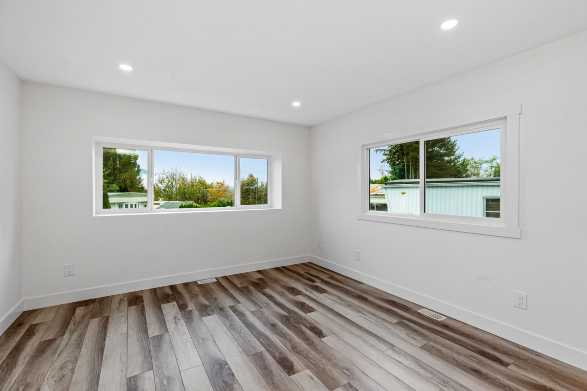 Office / Den Photo of 10 34519 Lougheed Highway, Mission, BC