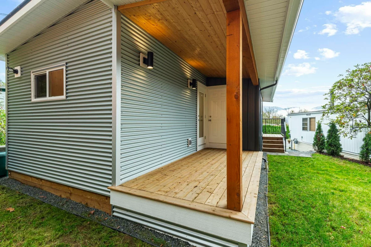 Outdoor Deck Photo of 10 34519 Lougheed Highway, Mission, BC