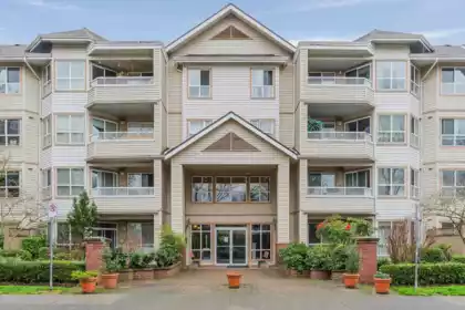 217 8139 121a Street, Surrey, BC, Surrey — Apartment/Condo for sale