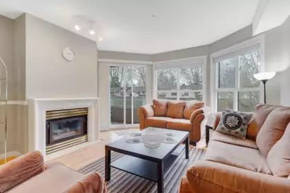 217 8139 121a Street, Surrey, BC, Surrey — Apartment/Condo for sale