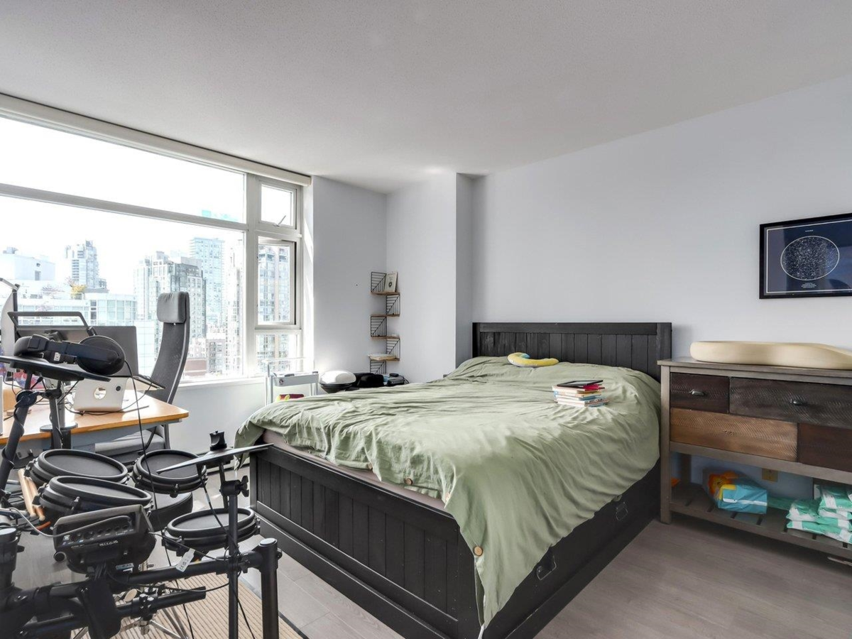 Bedroom 4 Photo of 1708 198 Aquarius Mews, Vancouver, BC