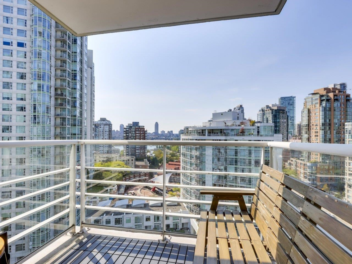Primary Bedroom Photo of 1708 198 Aquarius Mews, Vancouver, BC