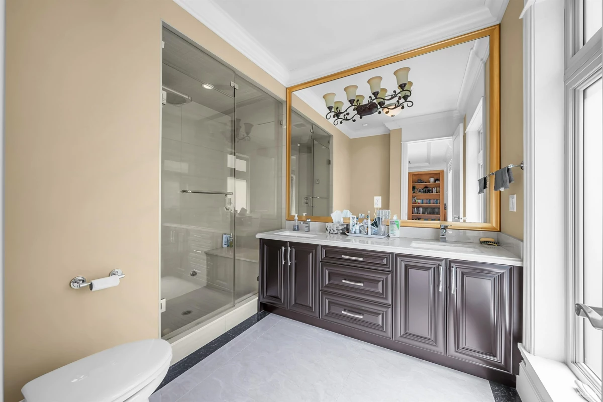 Basement Recreation Room Photo of 10651 Granville Avenue, Richmond, BC