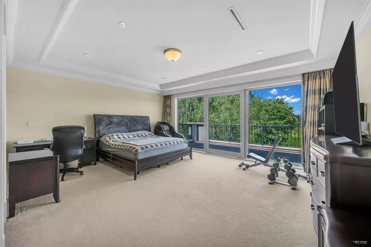 Powder Room Photo of 10651 Granville Avenue, Richmond, BC