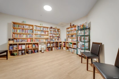 Community Amenities Photo (Clubhouse) of 407 3535 146a Street, Surrey, BC