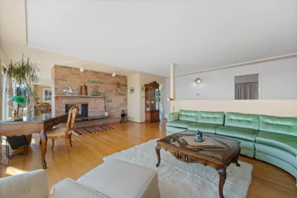 1775 Queens Avenue, West Vancouver, BC, West Vancouver — Single Family Residence for sale