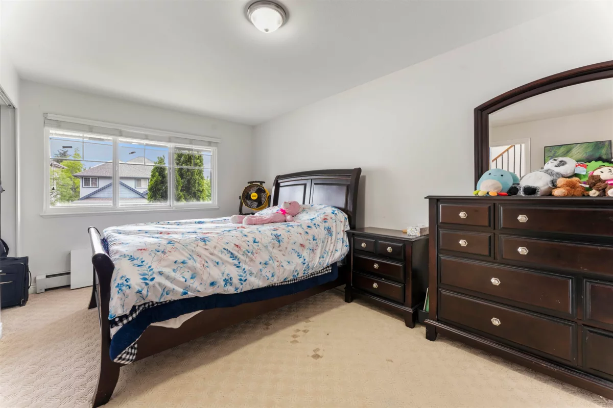 Backyard Photo of 3554 Thurston Place, Abbotsford, BC