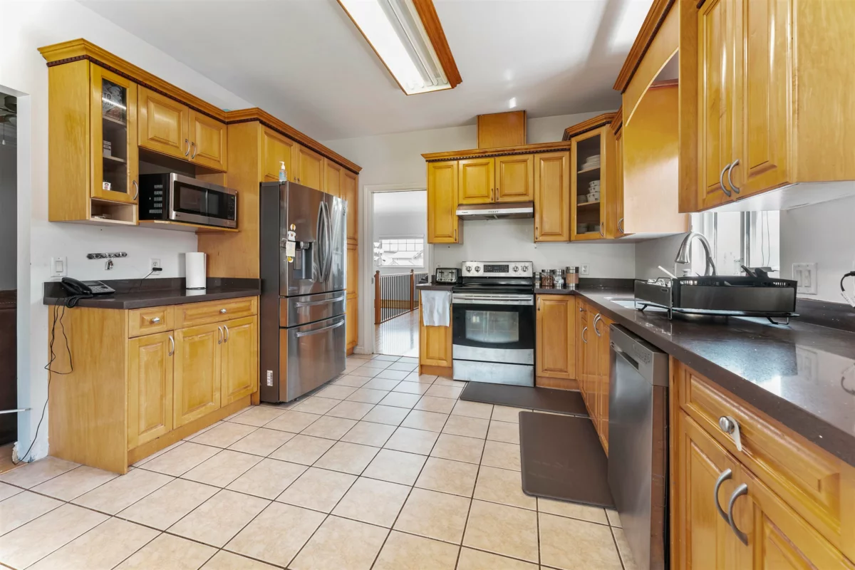 Guest Bathroom Photo of 3554 Thurston Place, Abbotsford, BC