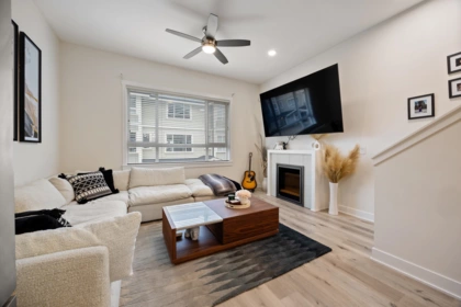 57 2955 156 Street, Surrey, BC, Surrey — Townhouse for sale
