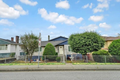 5067 Dover Street, Burnaby, BC, Burnaby — Single Family Residence for sale