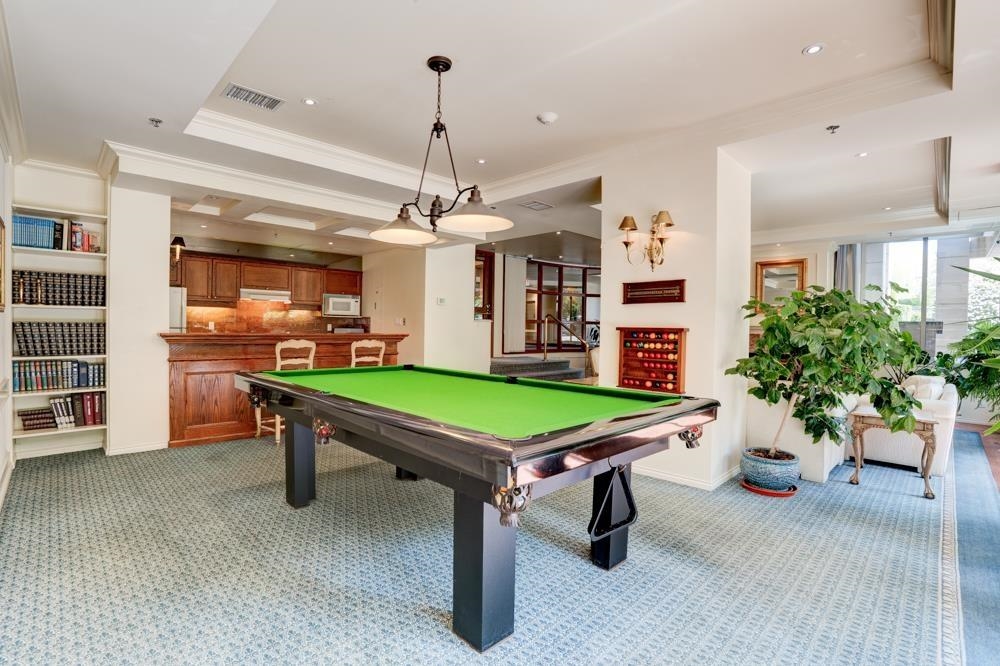 Garden / Landscaping Photo of 301 5775 Hampton Place, Vancouver, BC