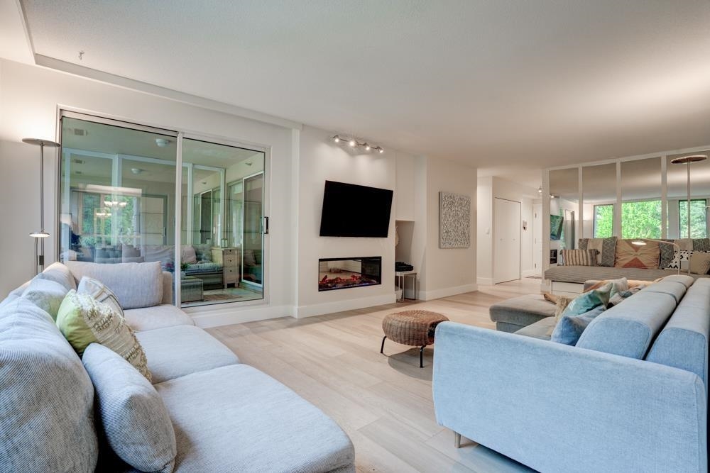 Kitchen Island Photo of 301 5775 Hampton Place, Vancouver, BC