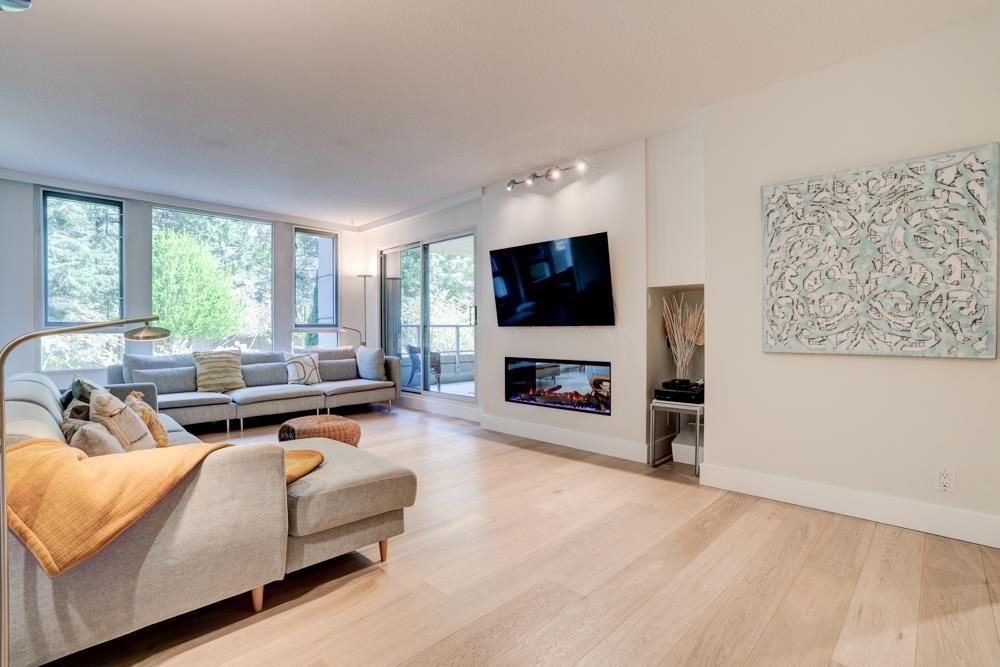 Kitchen Photo of 301 5775 Hampton Place, Vancouver, BC