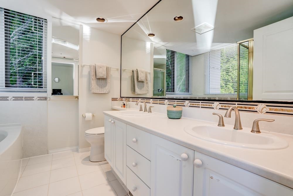 Loft / Bonus Room Photo of 301 5775 Hampton Place, Vancouver, BC