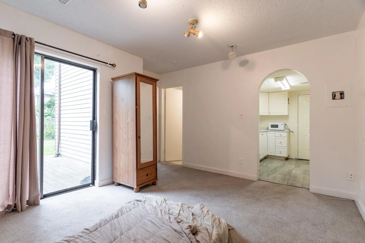 Laundry Room Photo of 3171 Chatham Street, Richmond, BC
