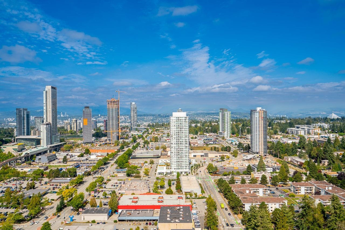 Backyard Photo of 3504 13688 100 Avenue, Surrey, BC