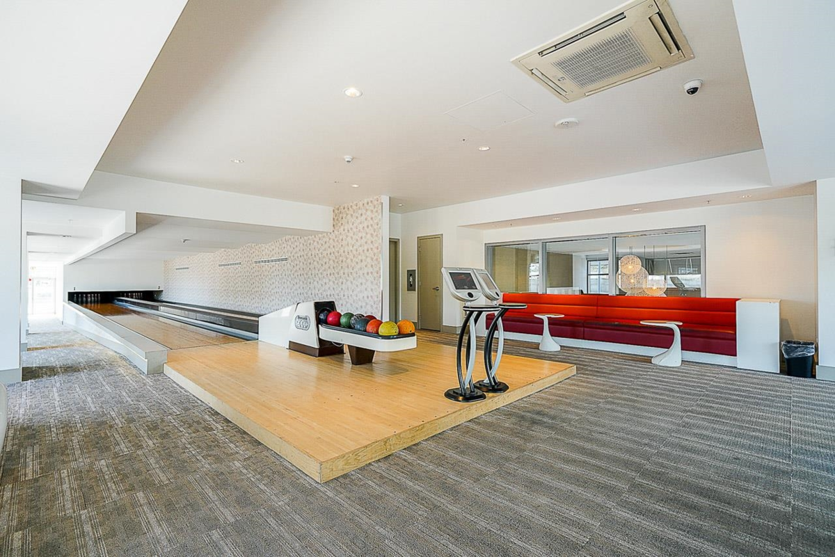 Hot Tub / Spa Photo of 3504 13688 100 Avenue, Surrey, BC