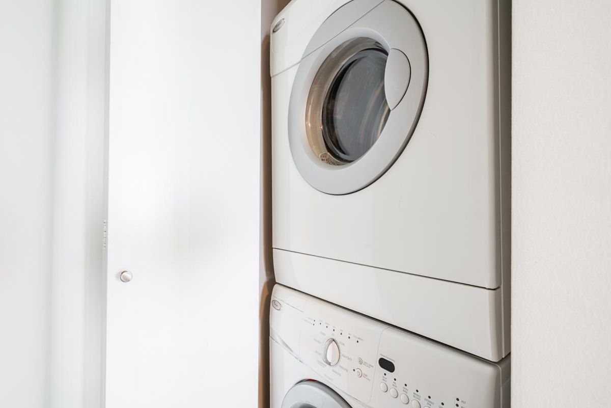Mudroom Photo of 3504 13688 100 Avenue, Surrey, BC
