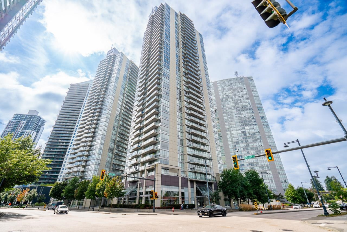 Outdoor Patio Photo of 3504 13688 100 Avenue, Surrey, BC