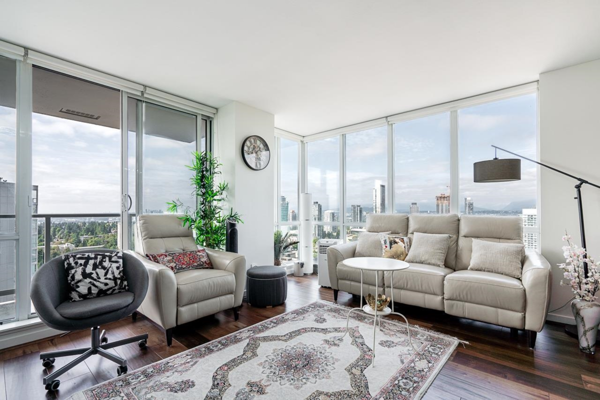 Powder Room Photo of 3504 13688 100 Avenue, Surrey, BC