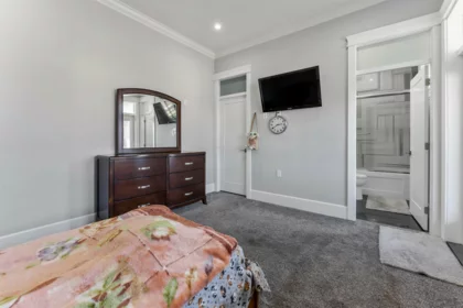 Hallway Photo of 13145 68 Avenue, Surrey, BC