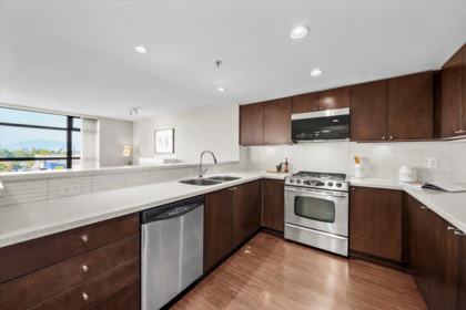Loft / Bonus Room Photo of 602 8120 Lansdowne Road, Richmond, BC