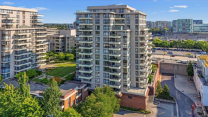 602 8120 Lansdowne Road, Richmond, BC