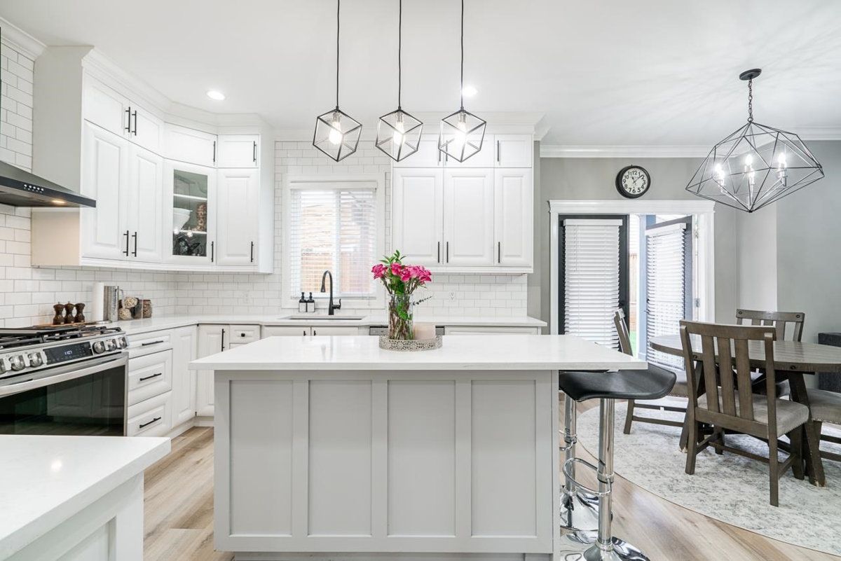 Dining Area Photo of 7077 149a Street, Surrey, BC