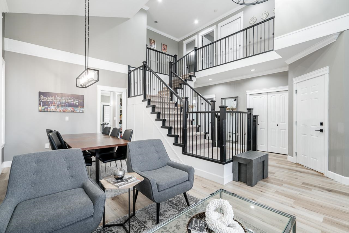 Family Room Photo of 7077 149a Street, Surrey, BC