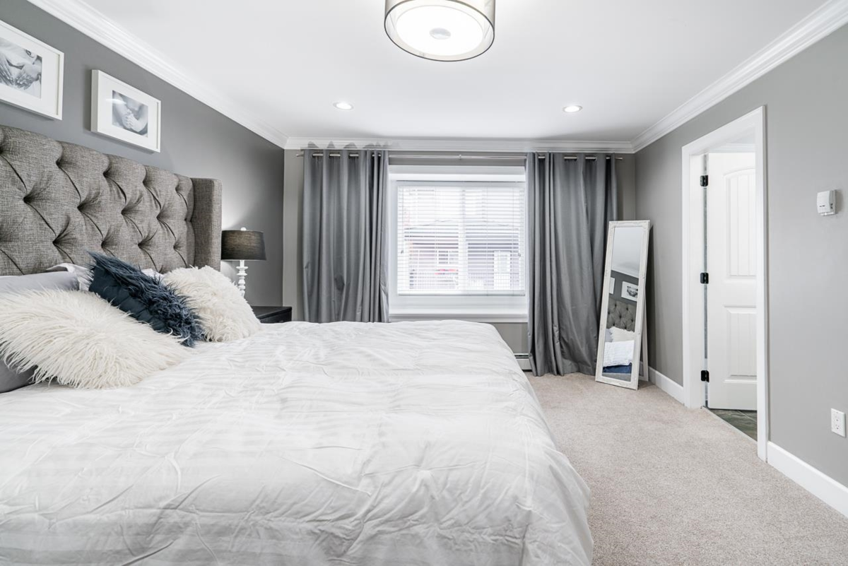 Guest Bathroom Photo of 7077 149a Street, Surrey, BC