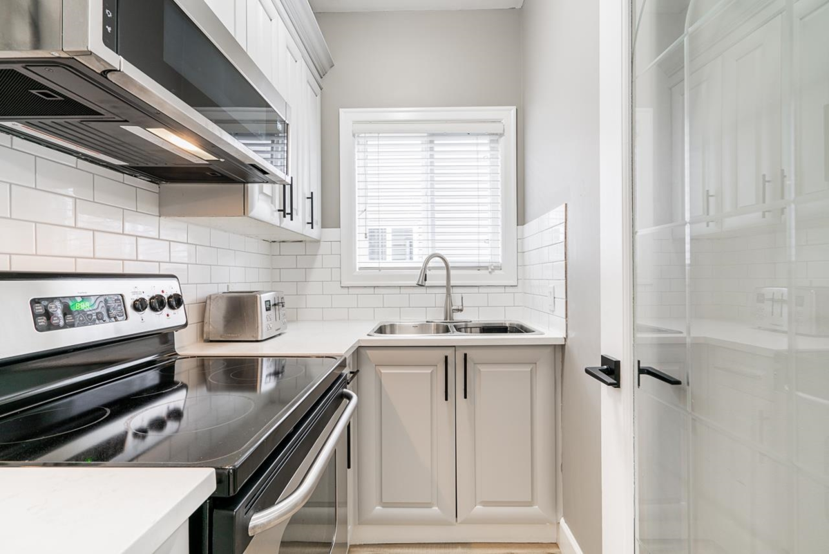 Pantry Photo of 7077 149a Street, Surrey, BC