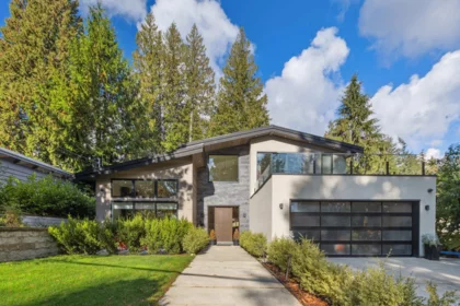 686 E Osborne Road, North Vancouver, BC, North Vancouver — Single Family Residence for sale